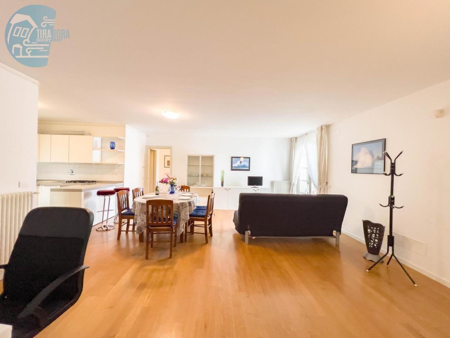 Cattedrale 5 Tirabora Short Rent Apartment Triest